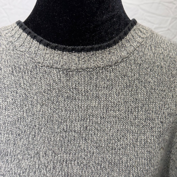 Eddie Bauer Men's Charcoal Crewneck Sweater - Picture 2 of 5